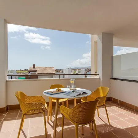 Apartamento En Residencial De Lujo Con Parking Piscina Y Terraza *