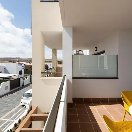 Apartamento En Residencial De Lujo Con Parking Piscina Y Terraza La Guirra